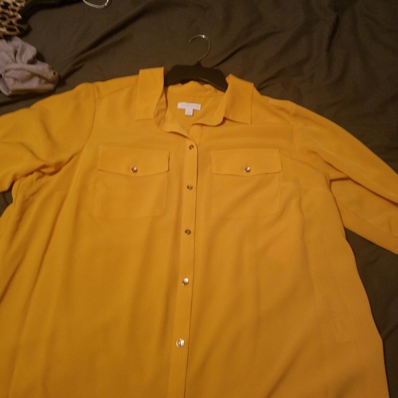 Shirt - Picture 1 of 2